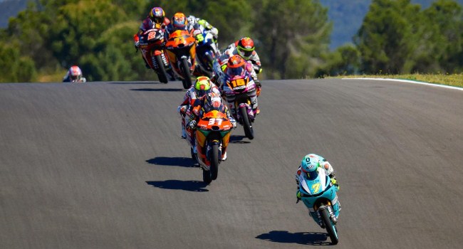 Balapan Moto3 Sebenarnya Melanggar Hukum, Kok Bisa? – NontonMotoGP 6 Balapan Moto3 Sebenarnya Melanggar Hukum, Kok Bisa?