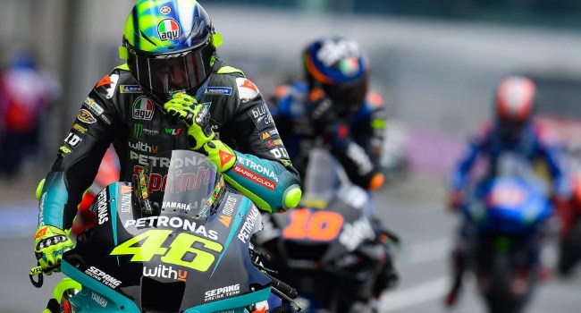 Rossi Paling Senang Mutar-mutar Keliling Sirkuit – NontonMotoGP 6 Rossi Paling Senang Mutar-mutar Keliling Sirkuit