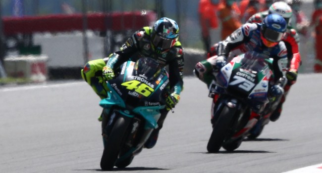 Rossi Senang Akhirnya Tembus 10 Besar – NontonMotoGP 6 MotoGP Italia: Rossi Senang Akhirnya Tembus 10 Besar