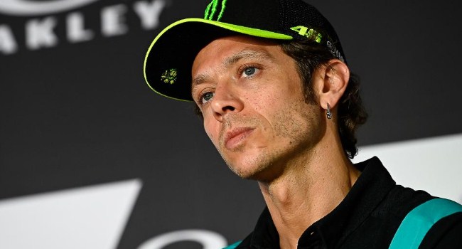 Petronas Minta Maaf, Kapok Pakai Pembalap Tua Seperti Rossi – NontonMotoGP 6 Petronas Minta Maaf, Kapok Pakai Pembalap Tua Seperti Rossi