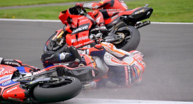 Dijatuhkan Marquez, Martin Bilang Begini – NontonMotoGP 6 MotoGP Inggris: Dijatuhkan Marquez, Martin Bilang Begini