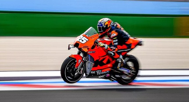 Setelah Coba MotoGP, Fernandez Sebut Moto2 Hanya Motor Mainan