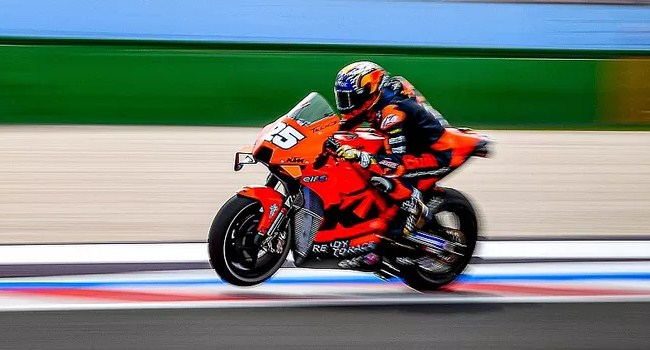 Setelah Coba MotoGP, Fernandez Sebut Moto2 Hanya Motor Mainan – NontonMotoGP 6 Setelah Coba MotoGP, Fernandez Sebut Moto2 Hanya Motor Mainan