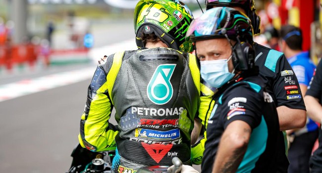 Graziano Protes Yamaha, Rossi Tak Pantas Diperlakukan Begini