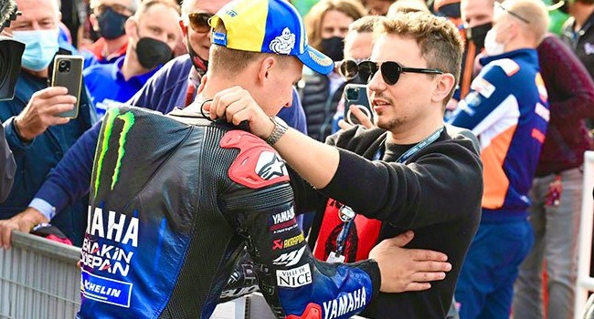 Lorenzo Peringatkan Quartararo Bahaya Tinggalkan Yamaha