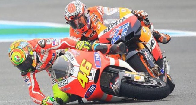 Stoner Senang Rossi Menderita di Ducati, Pembalap Banyak Omong – NontonMotoGP 6 Stoner Senang Rossi Menderita di Ducati, Pembalap Banyak Omong