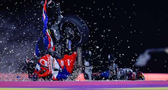 Kondisi Martin Sangat Ketakutan Setelah Ditabrak Bagnaia – NontonMotoGP 6 MotoGP Qatar: Kondisi Martin Sangat Ketakutan Setelah Ditabrak Bagnaia