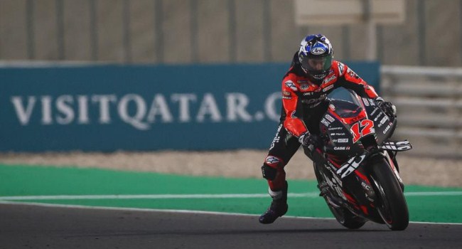 Saya Bermasalah Setiap Tikungan, Tapi Bukan Waktunya Menangis – NontonMotoGP 6 Vinales: Saya Bermasalah Setiap Tikungan, Tapi Bukan Waktunya Menangis