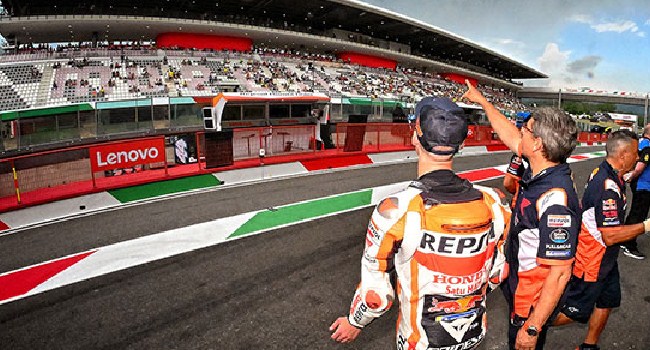 Efek Rossi Pensiun Separuh Tribun MotoGP Italia Kosong Tanpa Penonton – NontonMotoGP 6 Efek Rossi Pensiun Separuh Tribun MotoGP Italia Kosong Tanpa Penonton