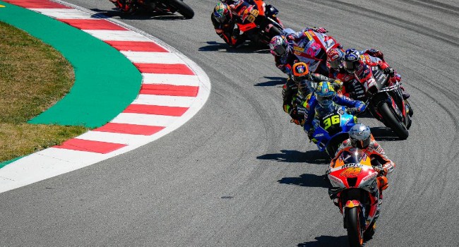 Rider MotoGP Sekarang 'Cetek Banget', Tidak Seperti Dulu – NontonMotoGP 6 Lorenzo: Rider MotoGP Sekarang 'Cetek Banget', Tidak Seperti Dulu