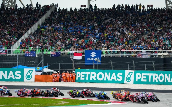 Penonton MotoGP Malaysia Tembus 160 Ribu Orang, Mandalika 102 Ribu – NontonMotoGP 6 Penonton MotoGP Malaysia Tembus 160 Ribu Orang, Mandalika 102 Ribu