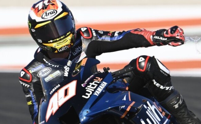Akibat Loncat Kelas Moto3 ke MotoGP, Lengan Darryn Hampir Copot Geber Motor 1000cc – NontonMotoGP 6 Akibat Loncat Kelas Moto3 ke MotoGP, Lengannya Darryn Hampir Copot Geber Motor 1000cc