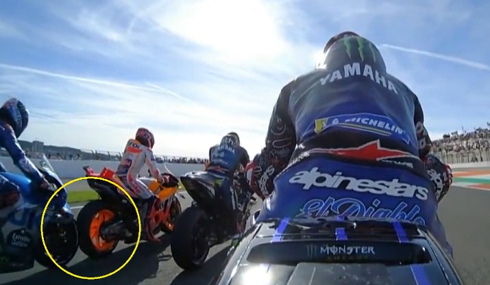 Rins Tabrak Marquez, Bukannya Marah Malah Bilang Begini – NontonMotoGP 6 MotoGP Valencia: Rins Tabrak Marquez, Bukannya Marah Malah Bilang Begini