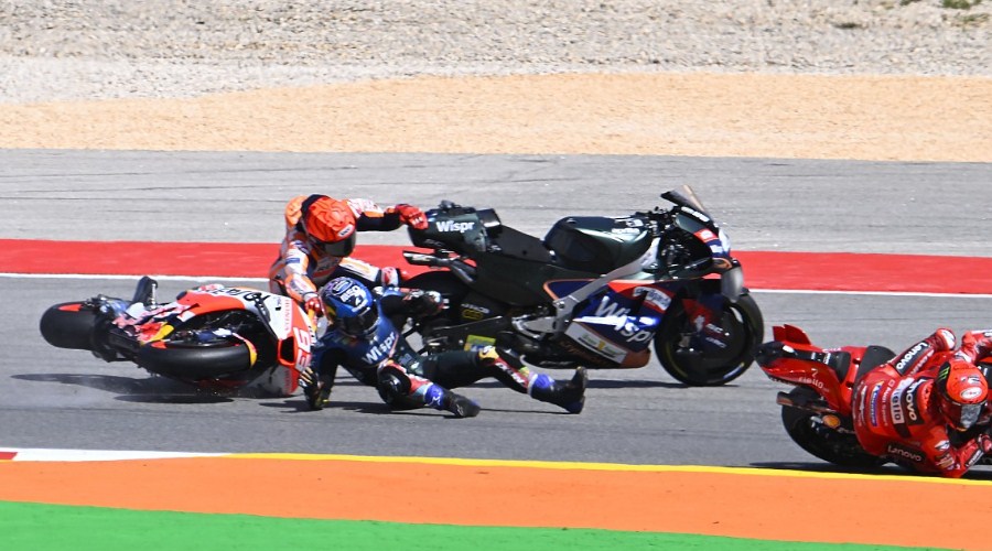 Pembalap Ugal-ugalan, Aku Tak Mengerti Lagi! – NontonMotoGP 6 Bos Ducati Serang Marquez: Pembalap Ugal-ugalan, Aku Tak Mengerti Lagi!