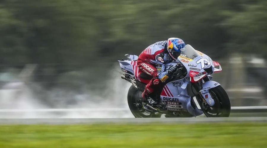 Alex Marquez Akhirnya Naik Podium, Mustahil Kejar Bezzecchi – NontonMotoGP 6 MotoGP Argentina: Alex Marquez Akhirnya Naik Podium, Mustahil Kejar Bezzecchi