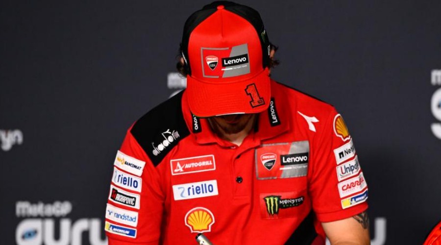 Bagnaia Klarifikasi Pernyataan Kontroversi 'Turunkan Kecepatan Motor Satelit' – NontonMotoGP 6 Bagnaia Klarifikasi Pernyataan Kontroversi 'Turunkan Kecepatan Motor Satelit'