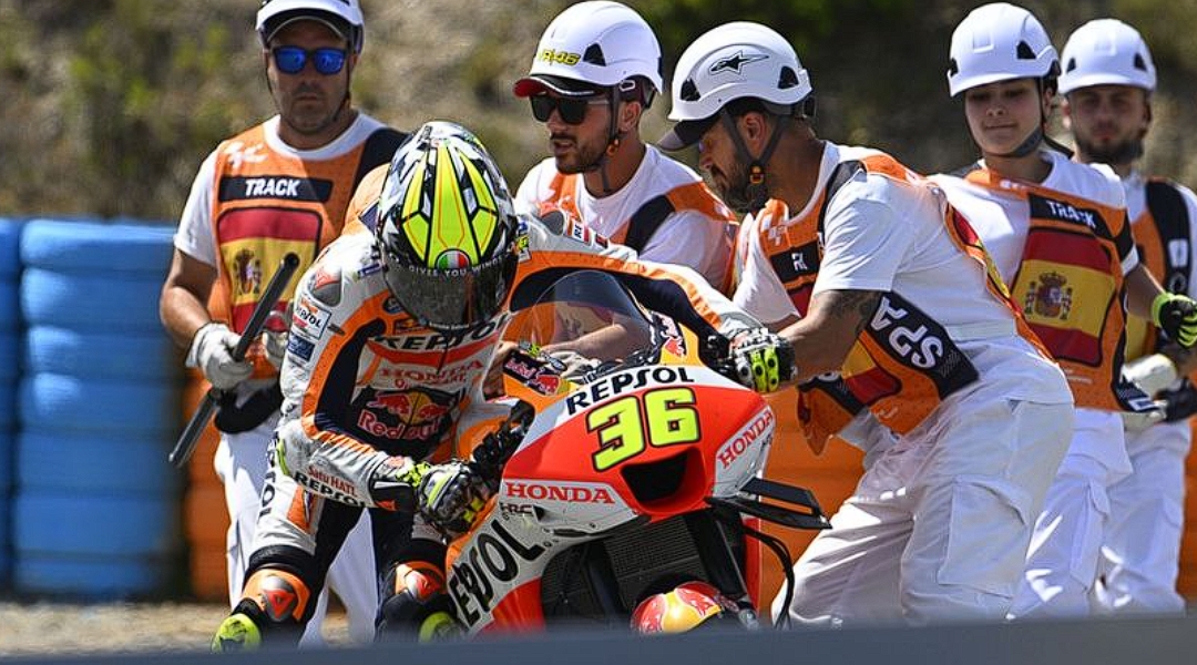 Mir Tak Senang dengan Repsol Honda, Berpotensi Diganti Rins – NontonMotoGP 6 Haro: Mir Tak Senang dengan Repsol Honda, Berpotensi Diganti Rins