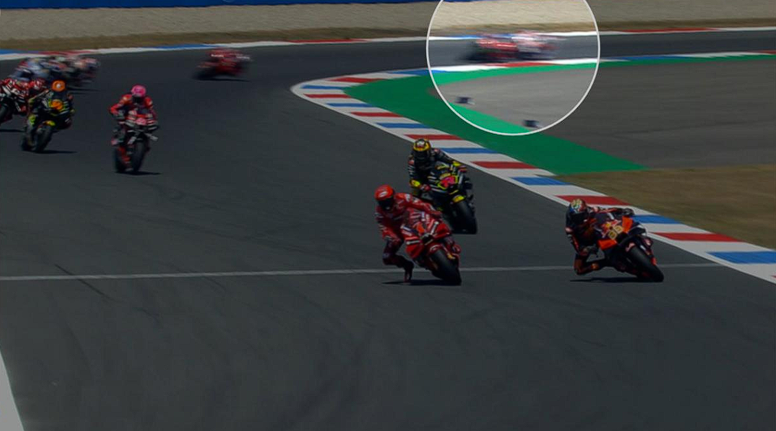 MotoGP Belanda: Zarco Jelaskan Kronologi Tertabrak Motor Quartararo