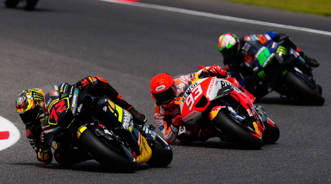 Marquez Masih Bisa Juara Dunia, Syaratnya Ganti Motor – NontonMotoGP 6 Lucchinelli: Marquez Masih Bisa Juara Dunia, Syaratnya Ganti Motor