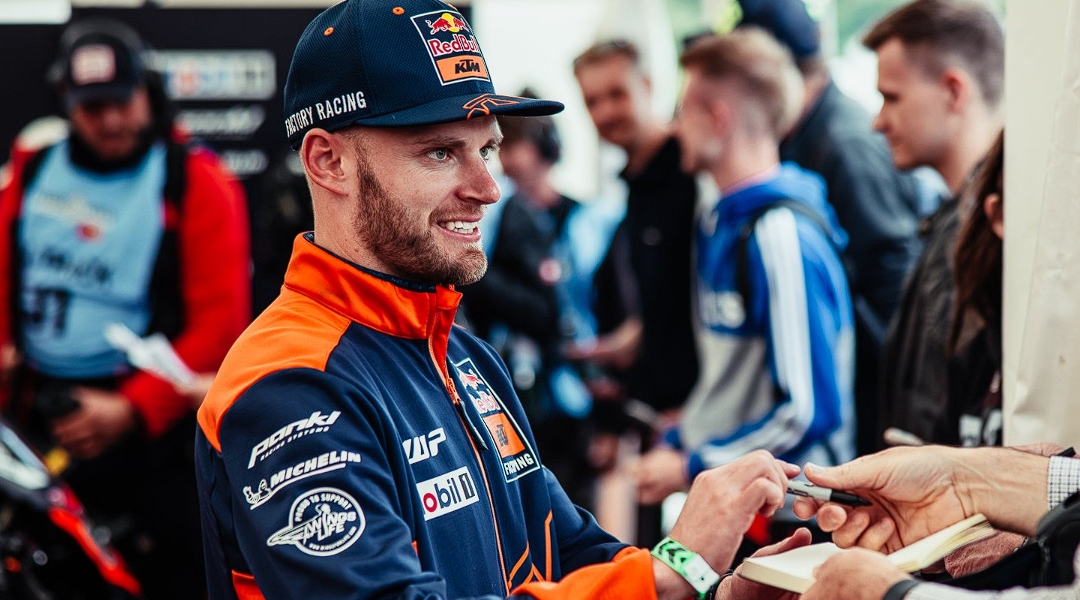 Pembalap Tidak Dibayar untuk 'Ngebacot' – NontonMotoGP 6 Binder Bela Miller: Pembalap Tidak Dibayar untuk 'Ngebacot'