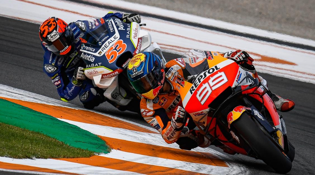 Pembalap Tidak Menikmati Balapan MotoGP, Tapi Tertekan – NontonMotoGP 6 Pengakuan Lorenzo: Pembalap Tidak Menikmati Balapan MotoGP, Tapi Tertekan