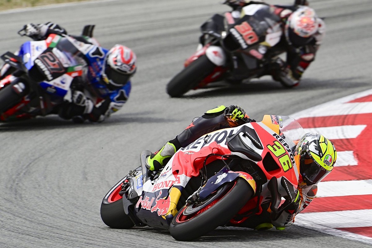 Mir Klaim Aerodinamika Bikin Situasi Start di Barcelona Sama Saja 6 Mir Klaim Aerodinamika Bikin Situasi Start di Barcelona Sama Saja