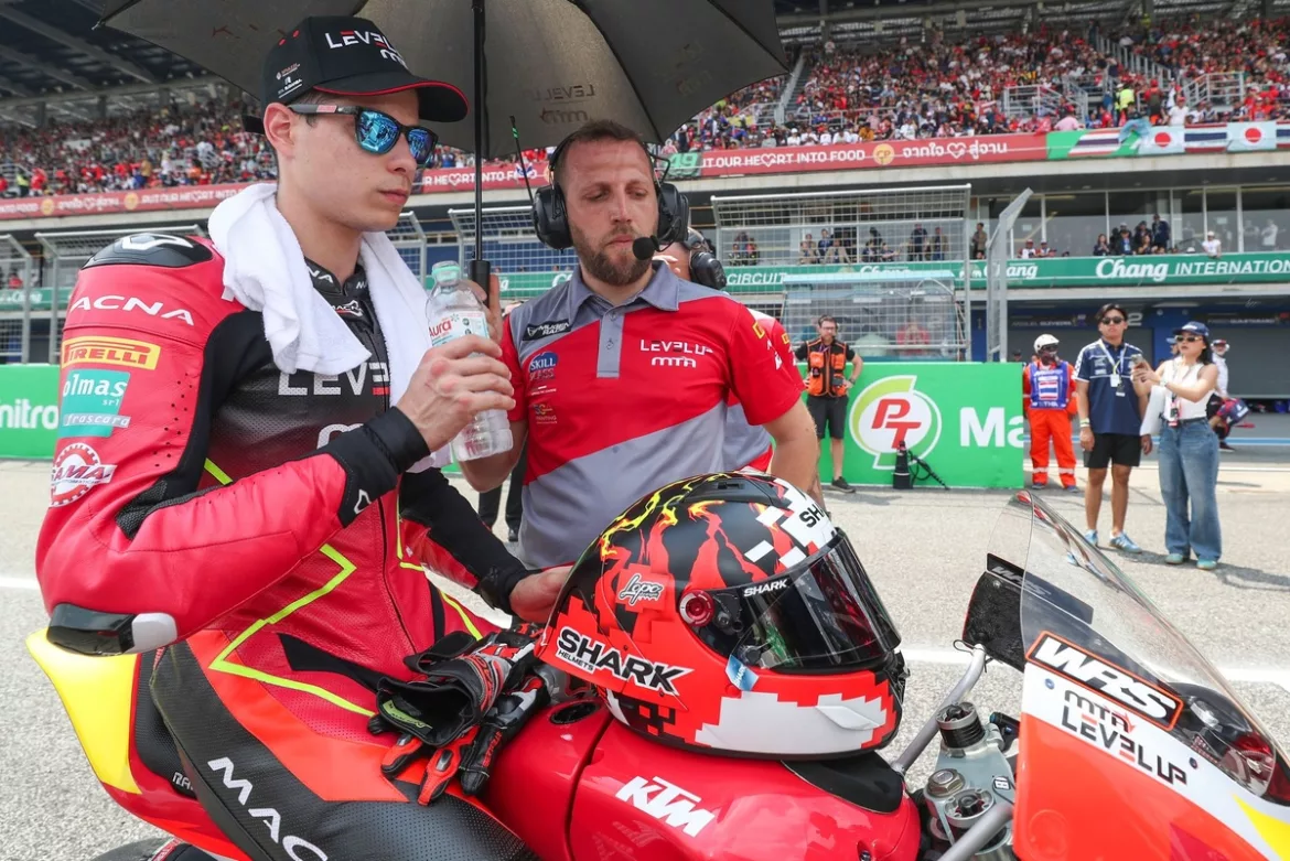 Vicente Perez Gantikan Matteo Bertelle di Moto3 Spanyol