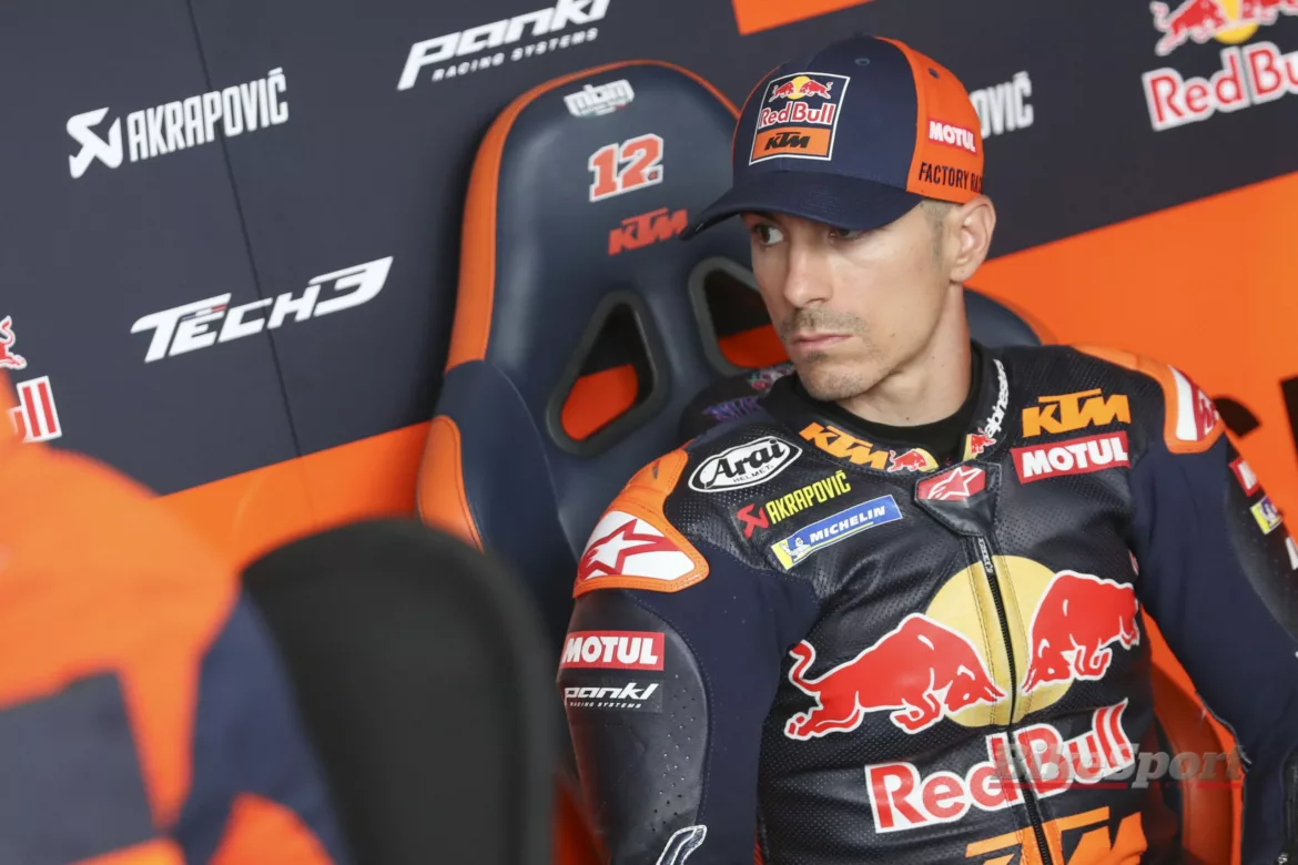 Maverick Vinales Sukses Jalani Operasi Setelah Kecelakaan 68770ecbdb042