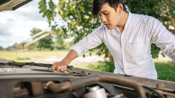 5 Tips Ampuh Mengatasi Mobil Mogok di Jalan Tol Tanpa Panik 6891f448f0e69