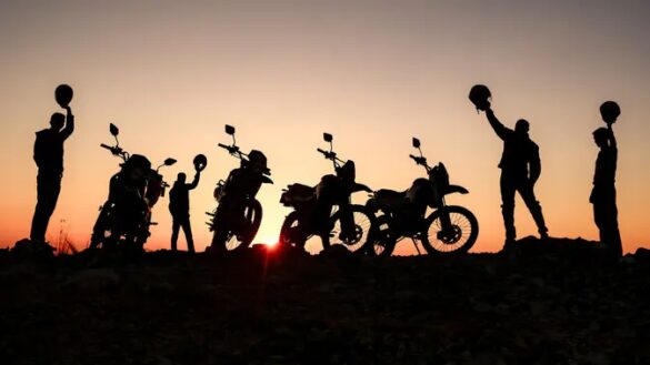 The Hunters Touring Edukasi Safety Riding dan Berbagi Manfaat 689329a4a17aa