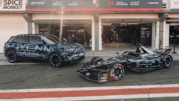 Porsche Cayenne Listrik Kombinasi Teknologi Formula E dan Baterai Canggih 691735f96a7fa